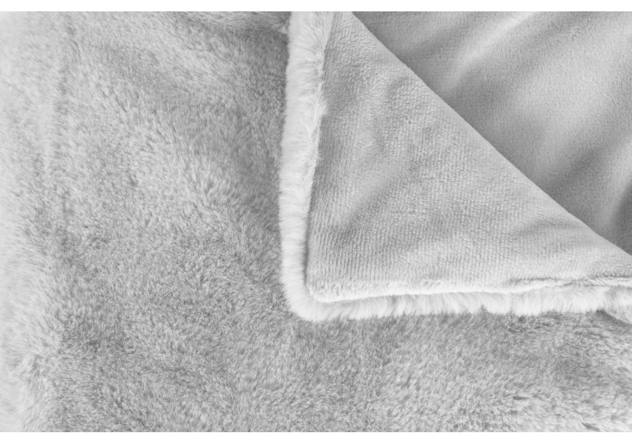 Ensemble coussin et couverture Aimee - Douceur grise et bleue 45 x 45 cm et 130 x 170 cm - FN7S4-GRY - Kenda Sand