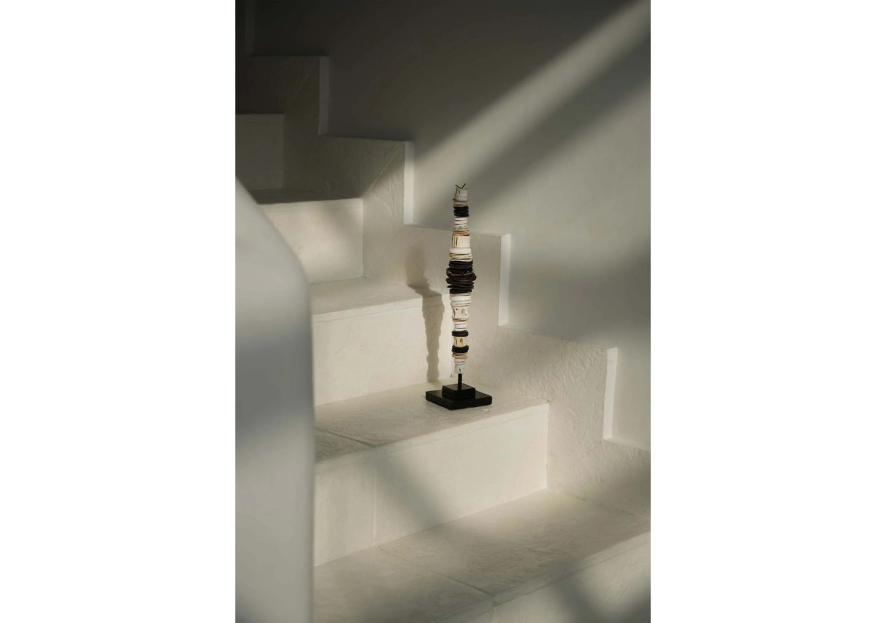 Coquillage d'argent sur support - Noir et blanc - Taille M - BAKU014BW-M - Bazar Bizar