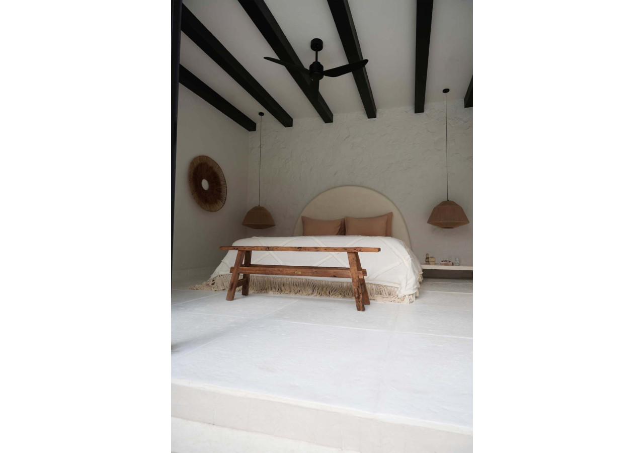 Banc Rustique Beauteous - Élégance Naturelle en Teck - JACI032N - Bazar Bizar