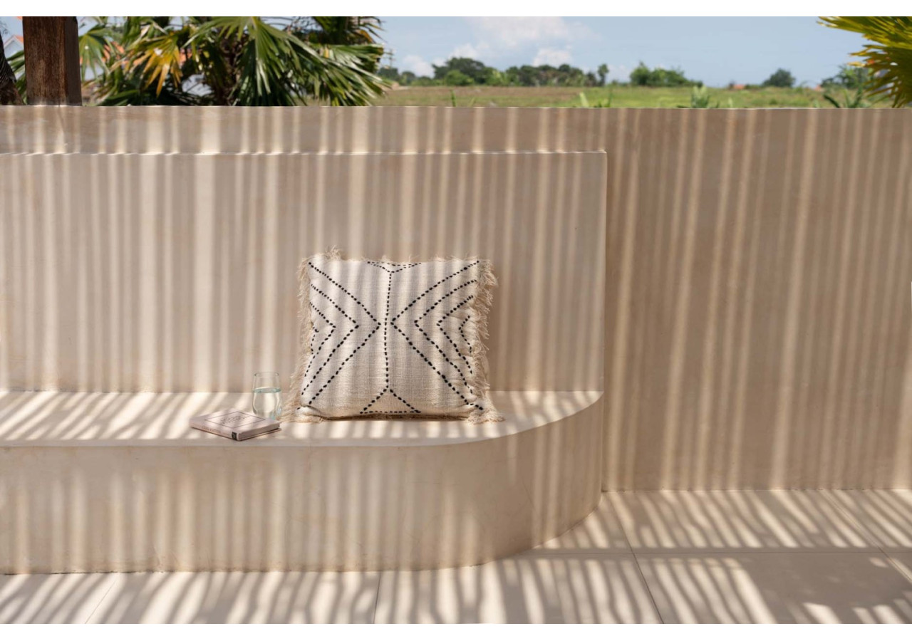 Housse de Coussin Tribal - Motif Culturel en Noir et Naturel - BARI001NB-50x50 - Bazar Bizar