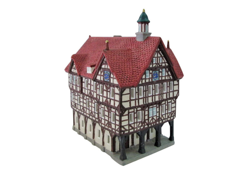 Maison lumineuse 'Hôtel de Ville de Bad Urach' - Porcelaine, 14 x 22 x 20 cm - 10012562 - WURM