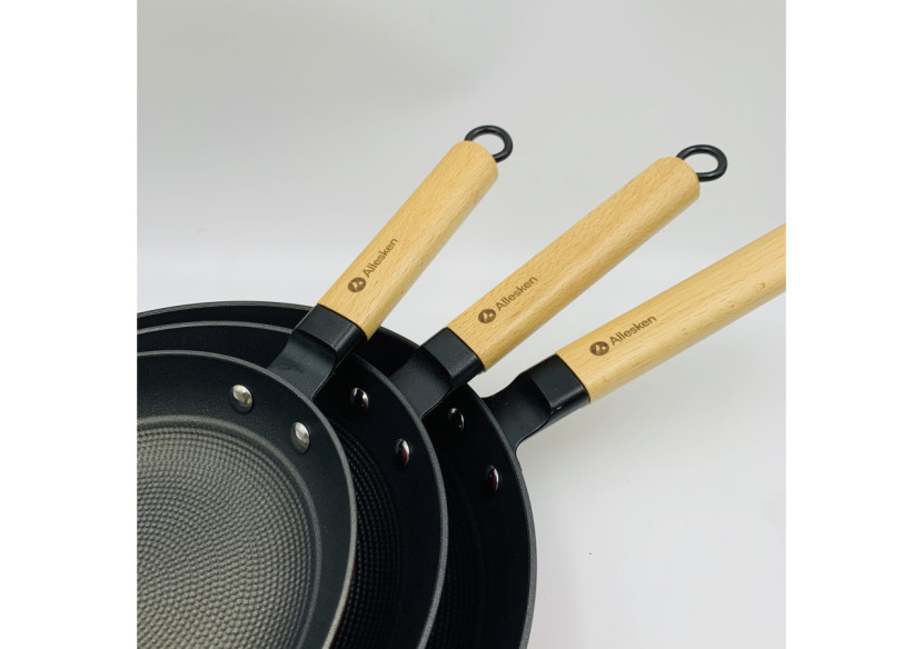 Poêle RODELUXE - Fonte 20cm 20x38,5xh4,5cm - HTXD5908-PROM - Allesken Poêle RODELUXE - Fonte 20cm 20x38,5xh4,5cm - HTXD5908-PROM - Allesken