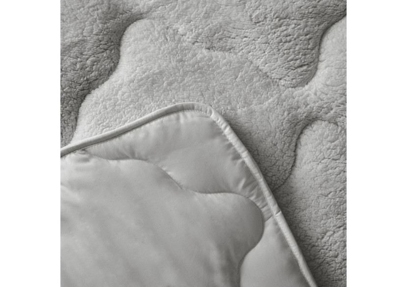 Couette Lazy Teddy - 200 x 200 cm, Confort Annuel - 17019242 - Sleeptime