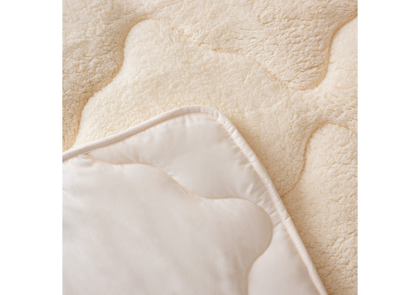 Couette Lazy Teddy Crème - 140 x 200 cm, Confort et Luxe - 17019244 - Sleeptime Couette Lazy Teddy Crème - 140 x 200 cm, Confort et Luxe - 17019244 - Sleeptime