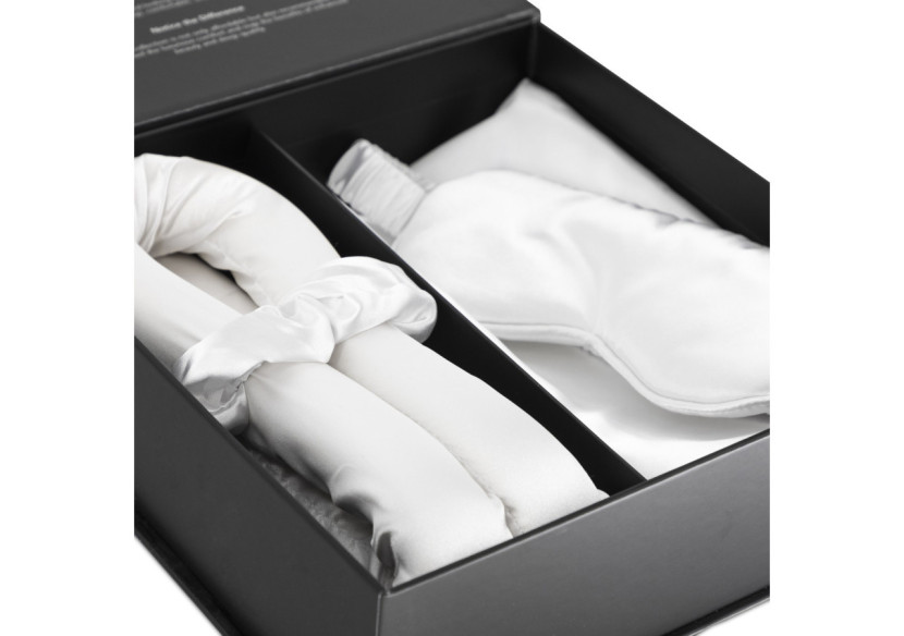 Set de Beauté 4 pièces - Satin blanc pour un sommeil réparateur - Beauty Set 4-delig Wit - Royal Textile Set de Beauté 4 pièces - Satin blanc pour un sommeil réparateur - Beauty Set 4-delig Wit - Royal Textile