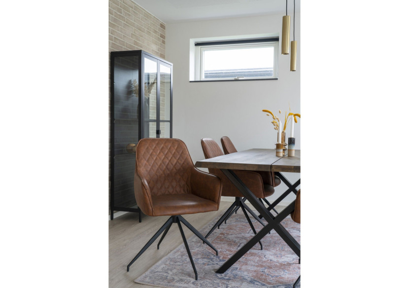 Chaise de Salle à Manger Harbo avec Rotation - Vintage brun avec pieds noirs - 1001165 - House Nordic Chaise de Salle à Manger Harbo avec Rotation - Vintage brun avec pieds noirs - 1001165 - House Nordic