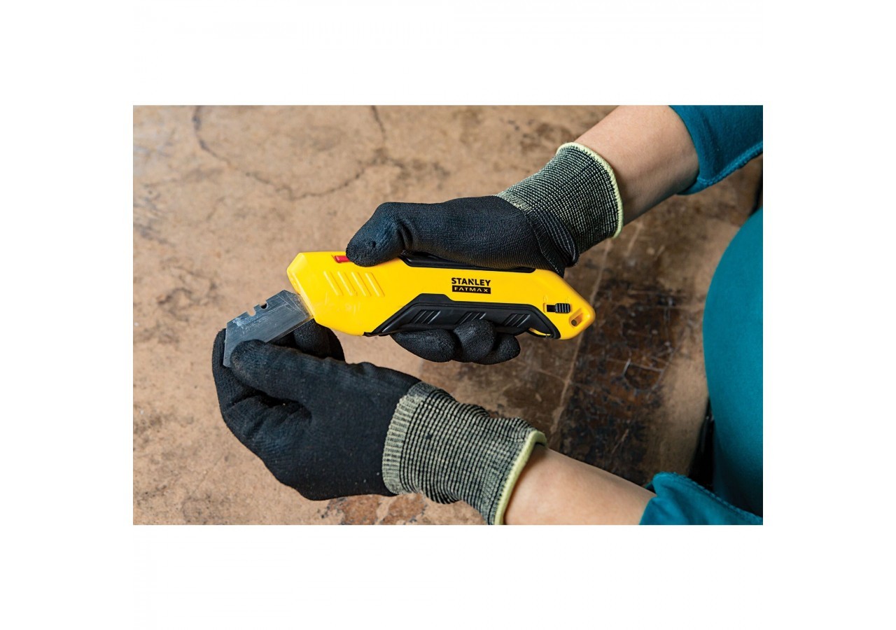 COUTEAU DE SÉCURITÉ BIMATIÈRE À GÂCHETTE ET LAME AUTO- RÉTRACTABLE FATMAX - FMHT10369-0 - Stanley