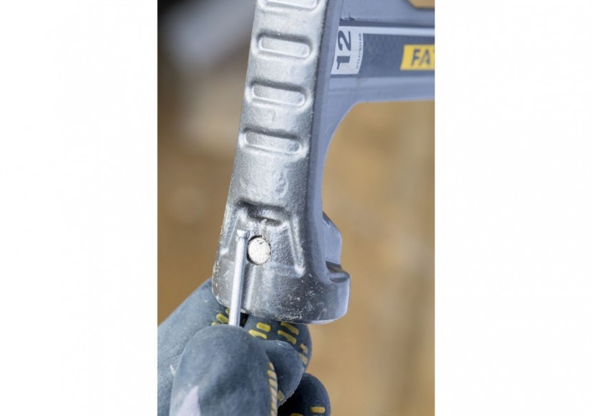 MARTEAU ARRACHE-CLOUS HAUTE PRODUCTIVITE PANNE COURBEE 397GR FATMAX PRO - XTHT1-51148 - Stanley