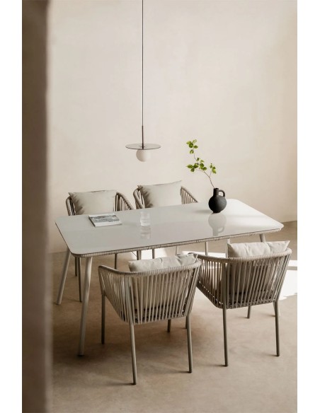 Table à manger rectangulaire 160x90 cm en verre et aluminium Arhiza - Sklum