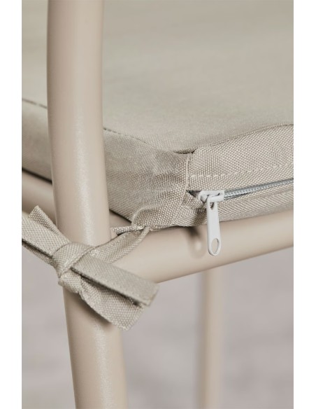 Chaise de salle à manger empilable avec accoudoirs en aluminium et corde tressée Arhiza - Sklum