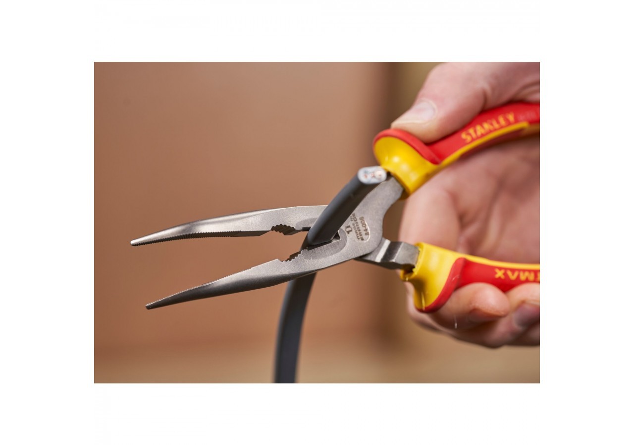 PINCE A BECS 1/2 RONDS LONGS COUDES 200MM ISOLEE 1000V - 0-84-008 - Stanley