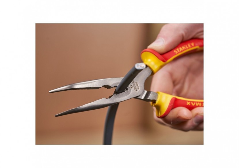 PINCE A BECS 1/2 RONDS LONGS COUDES 200MM ISOLEE 1000V - 0-84-008 - Stanley
