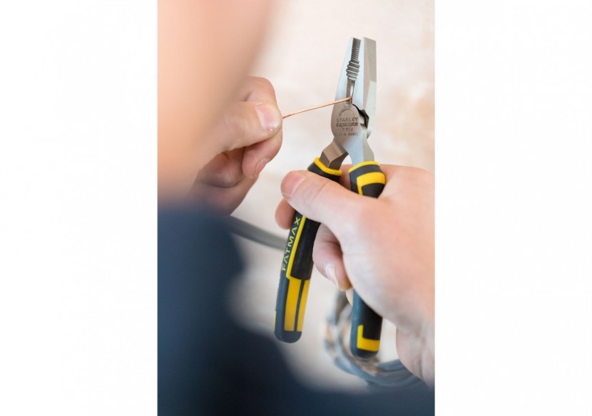 PINCE UNIVERSELLE 200MM FATMAX - 0-89-868 - Stanley