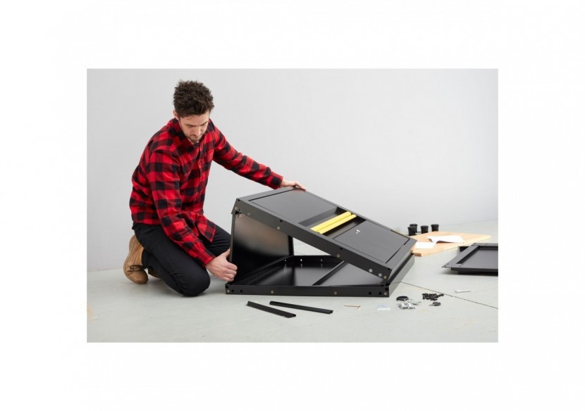 CAISSON SUR PIEDS FACILE A MONTER 76 CM - STST97595-1 - Stanley