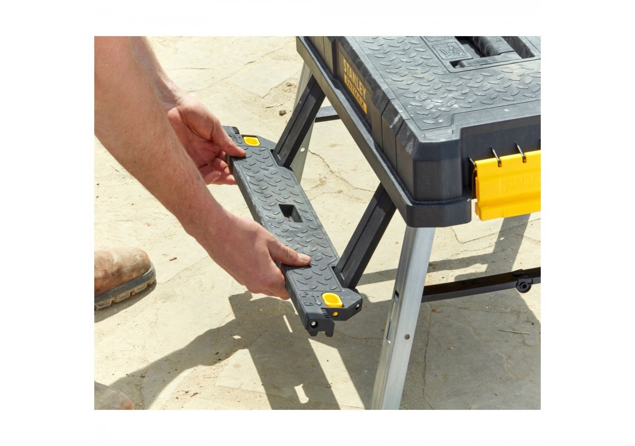 BOITE A OUTILS MARCHEPIED 63 CM FATMAX - FMST81083-1 - Stanley