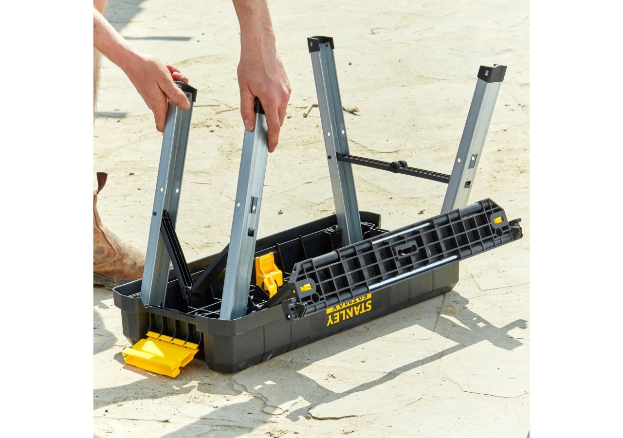 BOITE A OUTILS MARCHEPIED 63 CM FATMAX - FMST81083-1 - Stanley