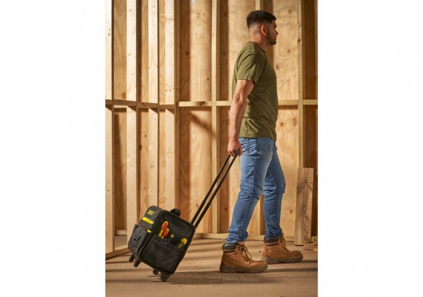 SAC A OUTILS SOFTBAG A ROULETTES - 1-97-515 - Stanley SAC A OUTILS SOFTBAG A ROULETTES - 1-97-515 - Stanley