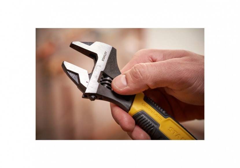 CLE A MOLETTE MAXSTEEL 200MM - 0-90-948 - Stanley