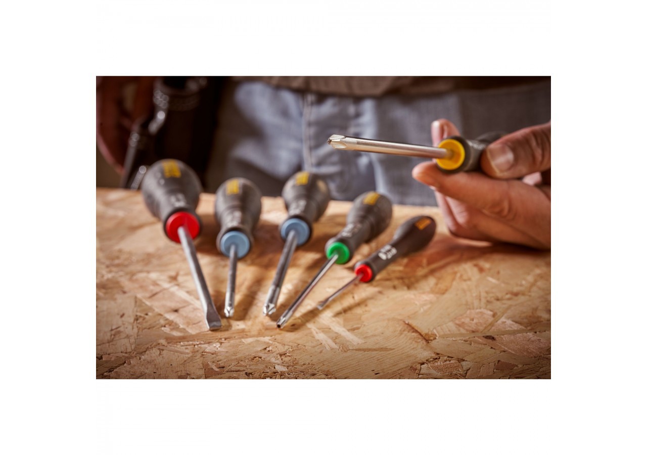 TOURNEVIS ELECTRICIEN + MECANICIEN + PHILLIPS - JEU DE 5PCS FATMAX - 0-65-436 - Stanley