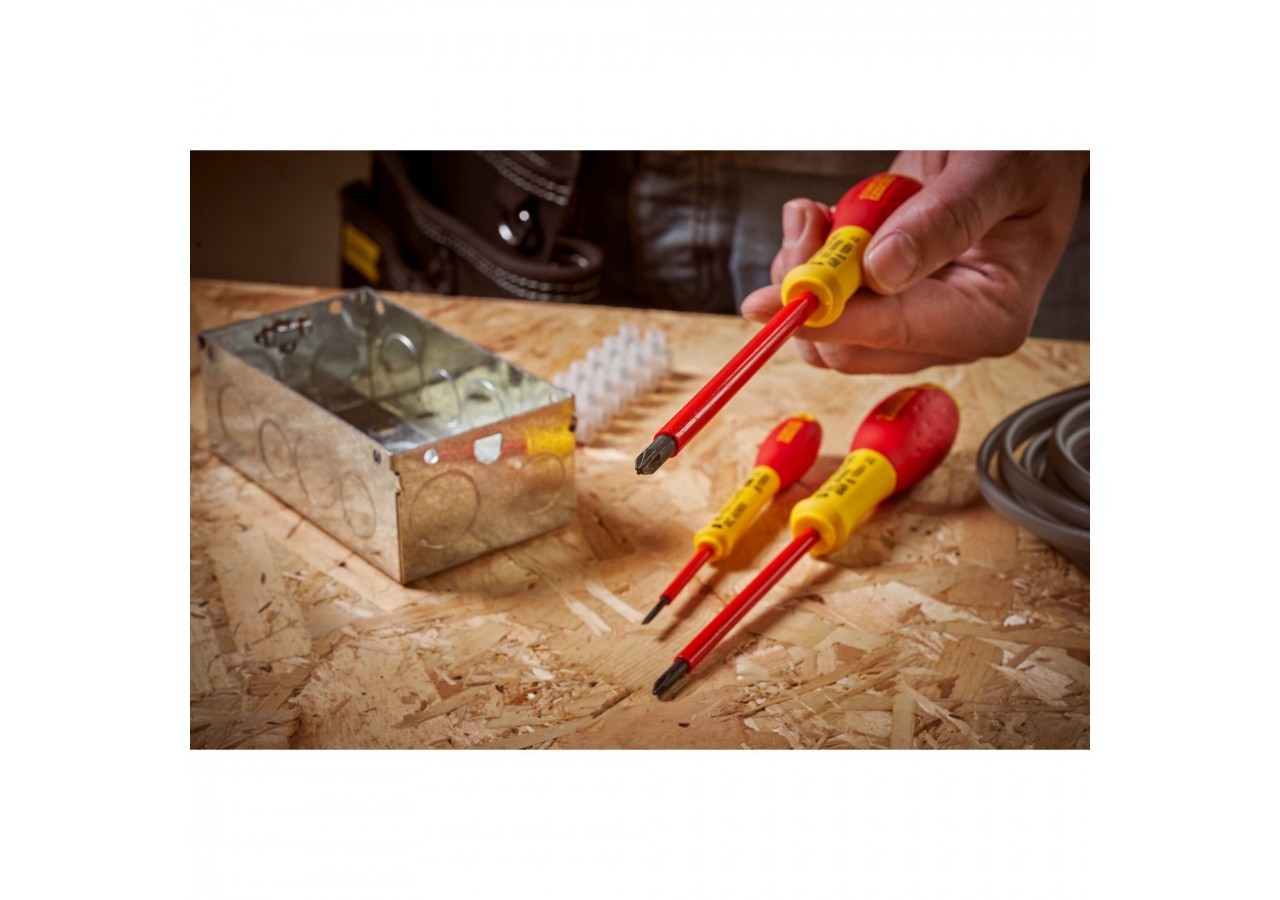 TOURNEVIS POZIDRIV ISOLE 1000V PZ0X75MM FATMAX - 1-65-417 - Stanley