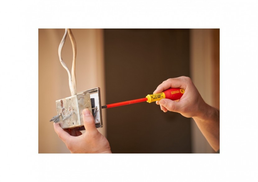 TOURNEVIS POZIDRIV ISOLE 1000V PZ1X100MM FATMAX - 1-65-418 - Stanley