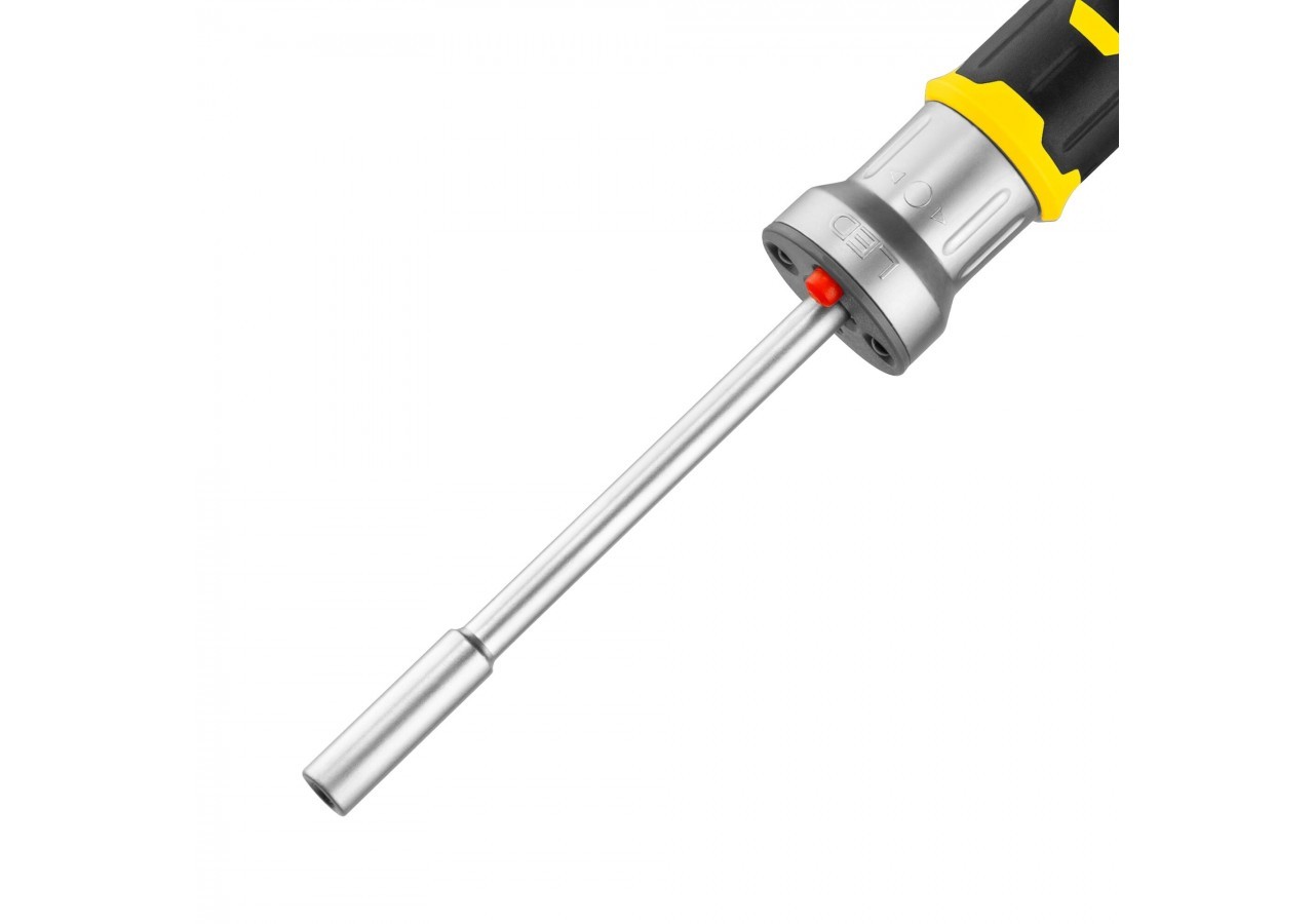 CLIQUET + LED + 12 EMBOUTS : FENTE 5, 6.5, 8MM / PH1-PH2-PH3 / PZ1-PZ2-PZ3 / T10-T15-T20 + LED - FMHT0-62689 - Stanley