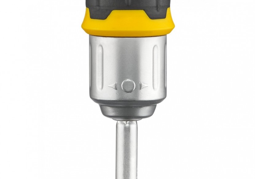 TOURNEVIS PORTE-EMBOUTS A CLIQUET+12 EMBOUTS FENTE: 4-5,5-6MM/PH1- PH2 - PH3/PZ1-PZ2-PZ3/T10-T15-T20 - FMHT0-62690 - Stanley