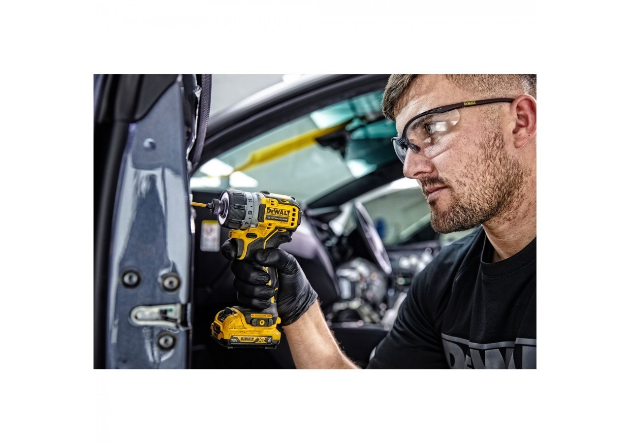 Visseuse XR 12V 2Ah Li-Ion Brushless - DCF601D2-QW - Dewalt