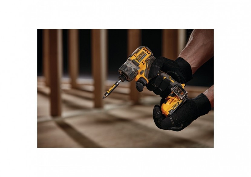 Visseuse XR 12V 2Ah Li-Ion Brushless - DCF601D2-QW - Dewalt