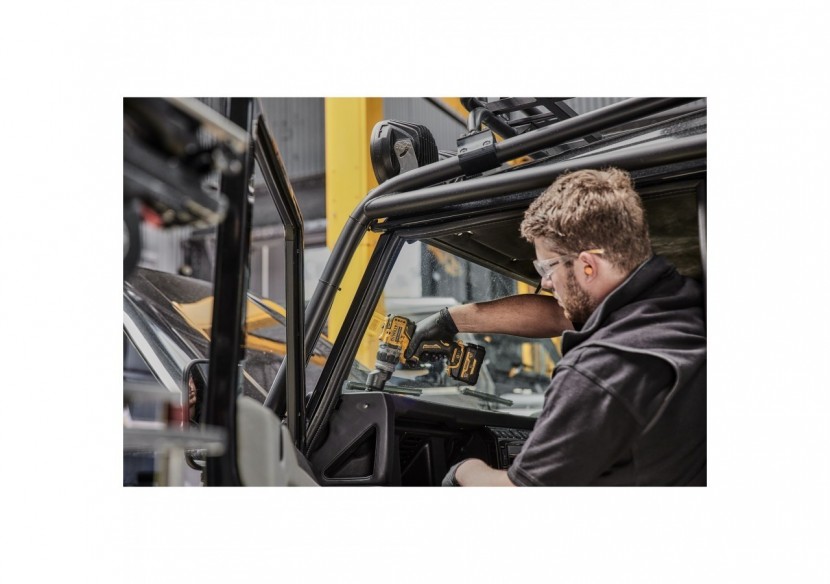 Perceuse visseuse à têtes multiples XR 12V Brushless - DCD703NT-XJ - Dewalt