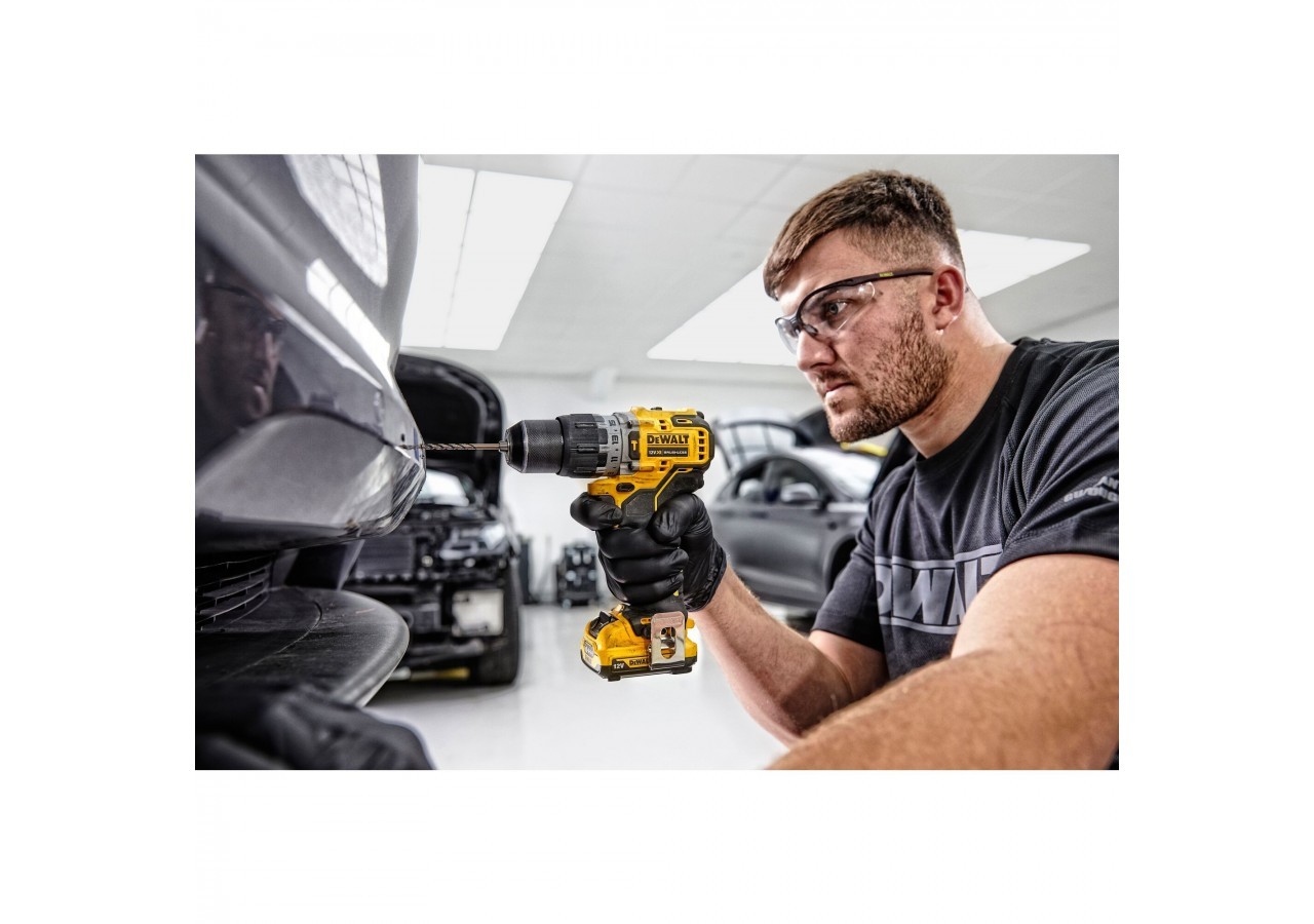Perceuse visseuse percussion XR 12V 2Ah Li-Ion Brushless - DCD706D2-QW - Dewalt