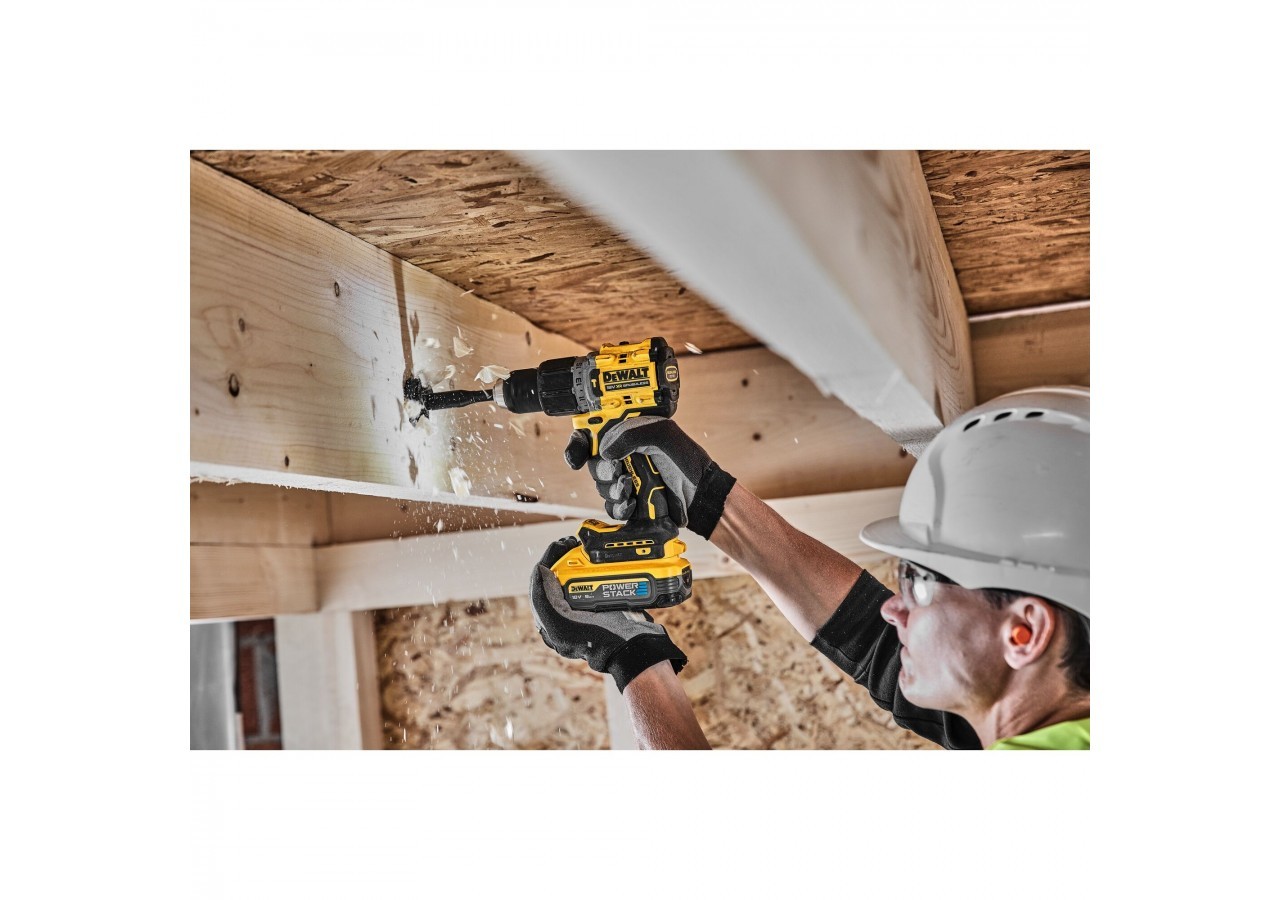 Perceuse visseuse percussion Compacte XR 18V 5Ah Li-ion Brushless POWERSTACK - DCD805H2T-QW - Dewalt