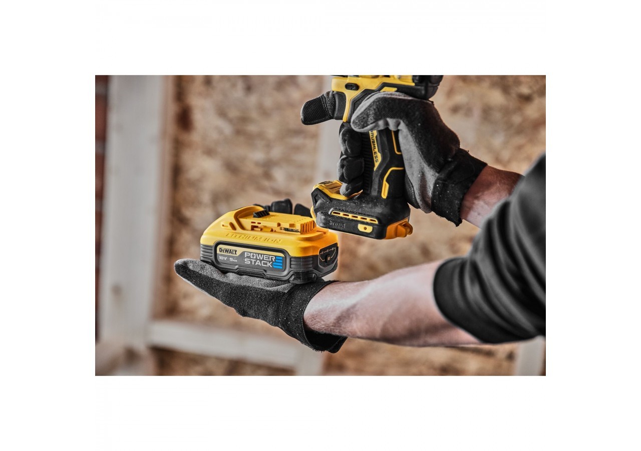 Perceuse visseuse percussion Compacte XR 18V 5Ah Li-ion Brushless POWERSTACK - DCD805H2T-QW - Dewalt
