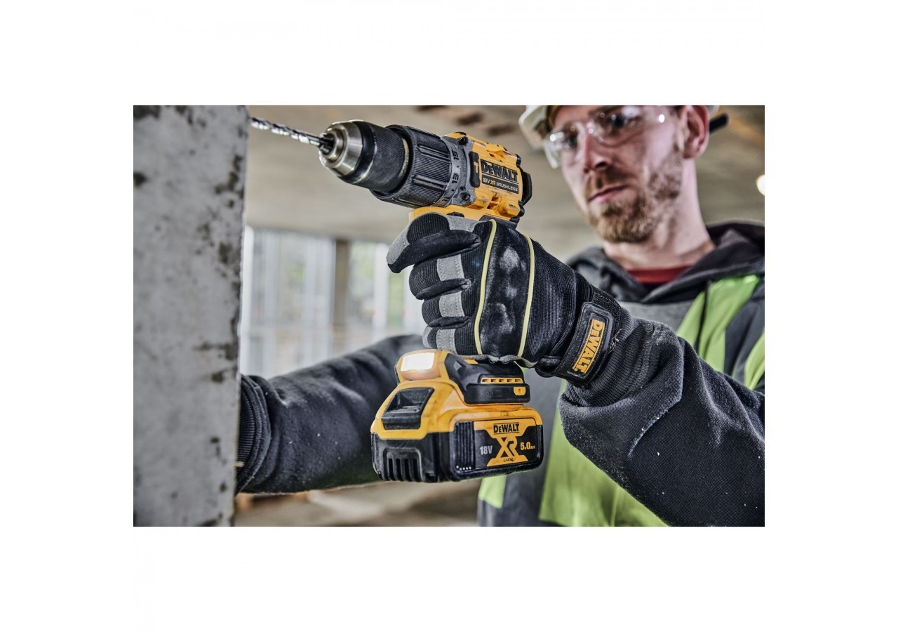 Perceuse visseuse percussion Compacte XR 18V 5Ah Li-Ion Brushless - DCD805P2T-QW - Dewalt