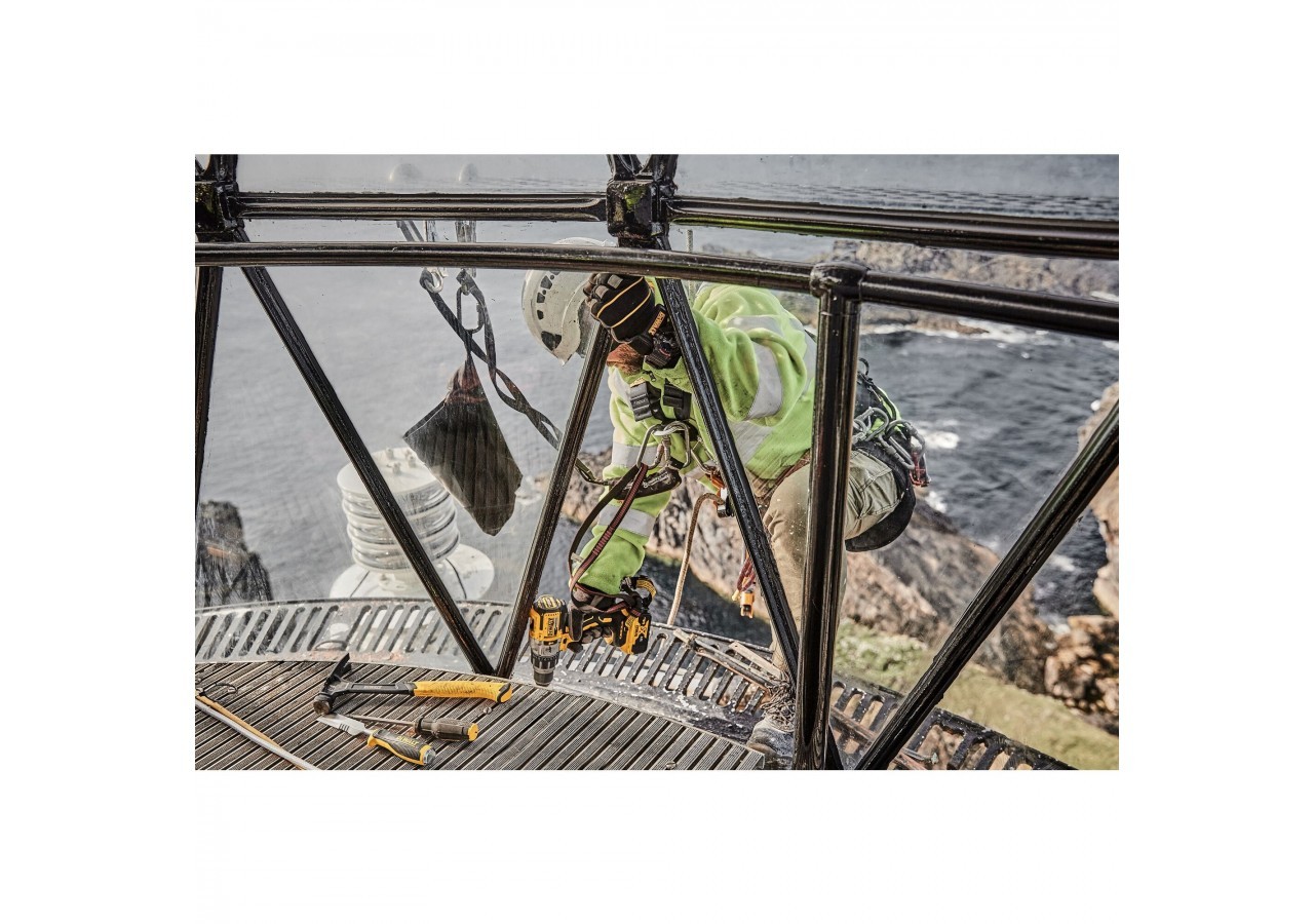 Perceuse visseuse percussion Premium XRP 18V 5Ah Li-Ion Brushless - DCD996P2-QW - Dewalt