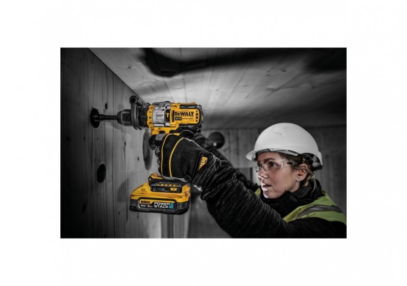 Perceuse visseuse percussion Premium XRP 18V ADVANTAGE 5Ah Li-Ion Brushless - POWERSTACK - DCD999H2T-QW - Dewalt