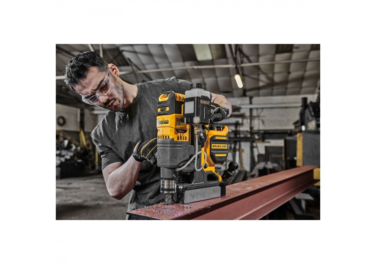 Perceuse magnétique XR 18V ADVANTAGE 9Ah Li-Ion Brushless - DCD1623X2G-QW - Dewalt