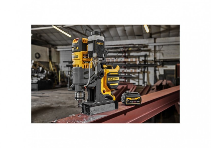 Perceuse magnétique XR 18V ADVANTAGE 9Ah Li-Ion Brushless - DCD1623X2G-QW - Dewalt