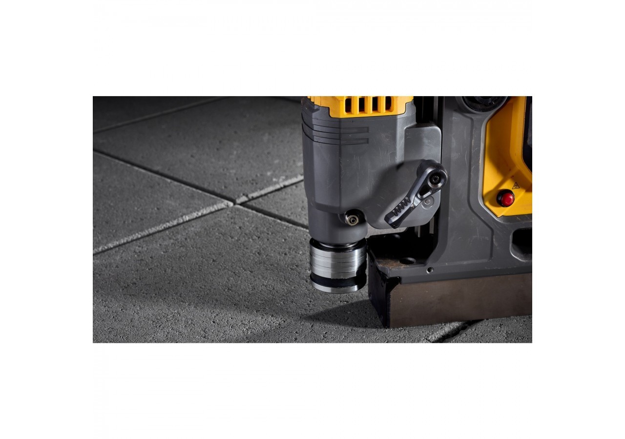 Perceuse magnétique XR 18V ADVANTAGE 9Ah Li-Ion Brushless - DCD1623X2G-QW - Dewalt