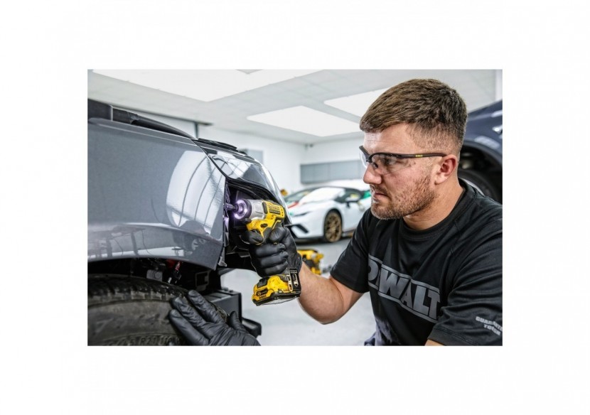 Visseuse à chocs XR 12V 2Ah Li-Ion Brushless - DCF801D2-QW - Dewalt