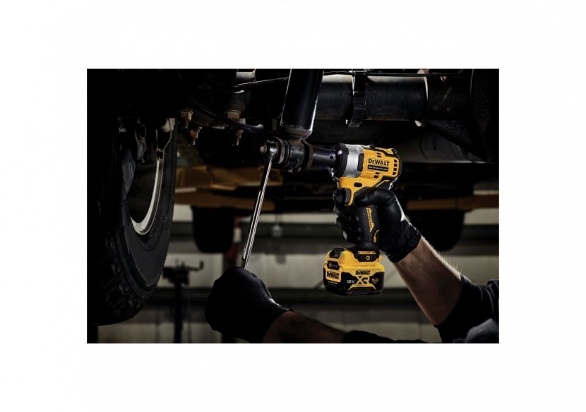 Boulonneuse 1/2" XR 12V 5Ah Li-Ion Brushless 339 Nm - DCF901P1-QW - Dewalt