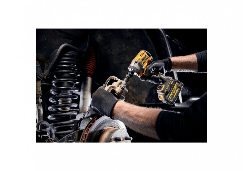 Boulonneuse à chocs 1/2'' Compacte XR 18V 5Ah Li-Ion Brushless 406 Nm - jonc de sécurité - Pack "GFN" - DCF921P2G-QW - Dewalt