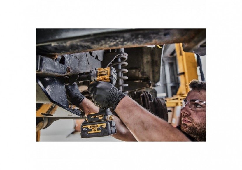 Boulonneuse à chocs 1/2'' Compacte XR 18V 5Ah Li-Ion Brushless 406 Nm - jonc de sécurité - Pack "GFN" - DCF921P2G-QW - Dewalt