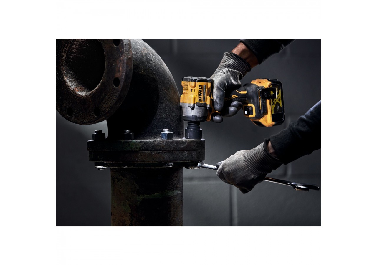 Boulonneuse à chocs 1/2'' Compacte XR 18V Brushless 406 Nm - DCF922NT-XJ - Dewalt