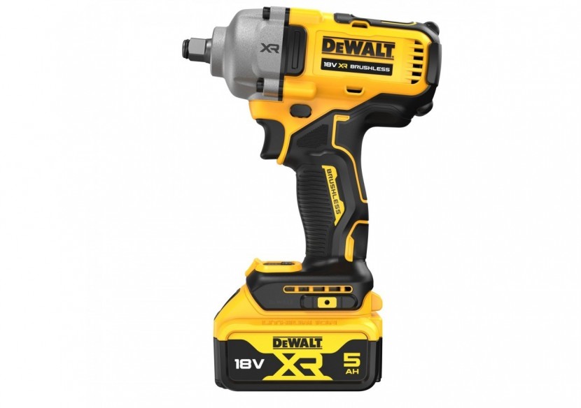 Boulonneuse à chocs 1/2‘’ XR 18V 5Ah Li-Ion Brushless 812 Nm - jonc de sécurité - DCF891P2T-QW - Dewalt
