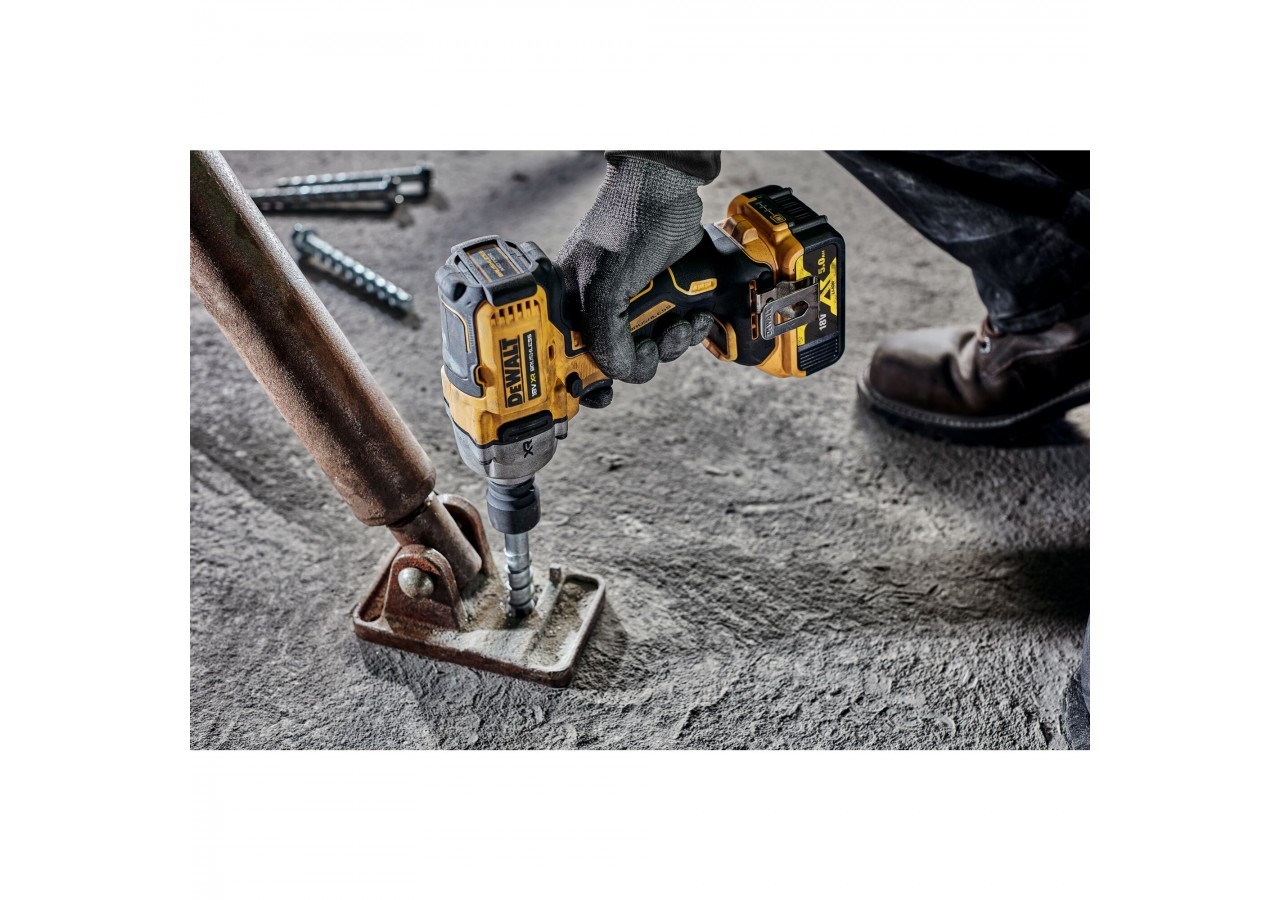 Boulonneuse à chocs 1/2‘’ XR 18V 5Ah Li-Ion Brushless 812 Nm - jonc de sécurité - DCF891P2T-QW - Dewalt