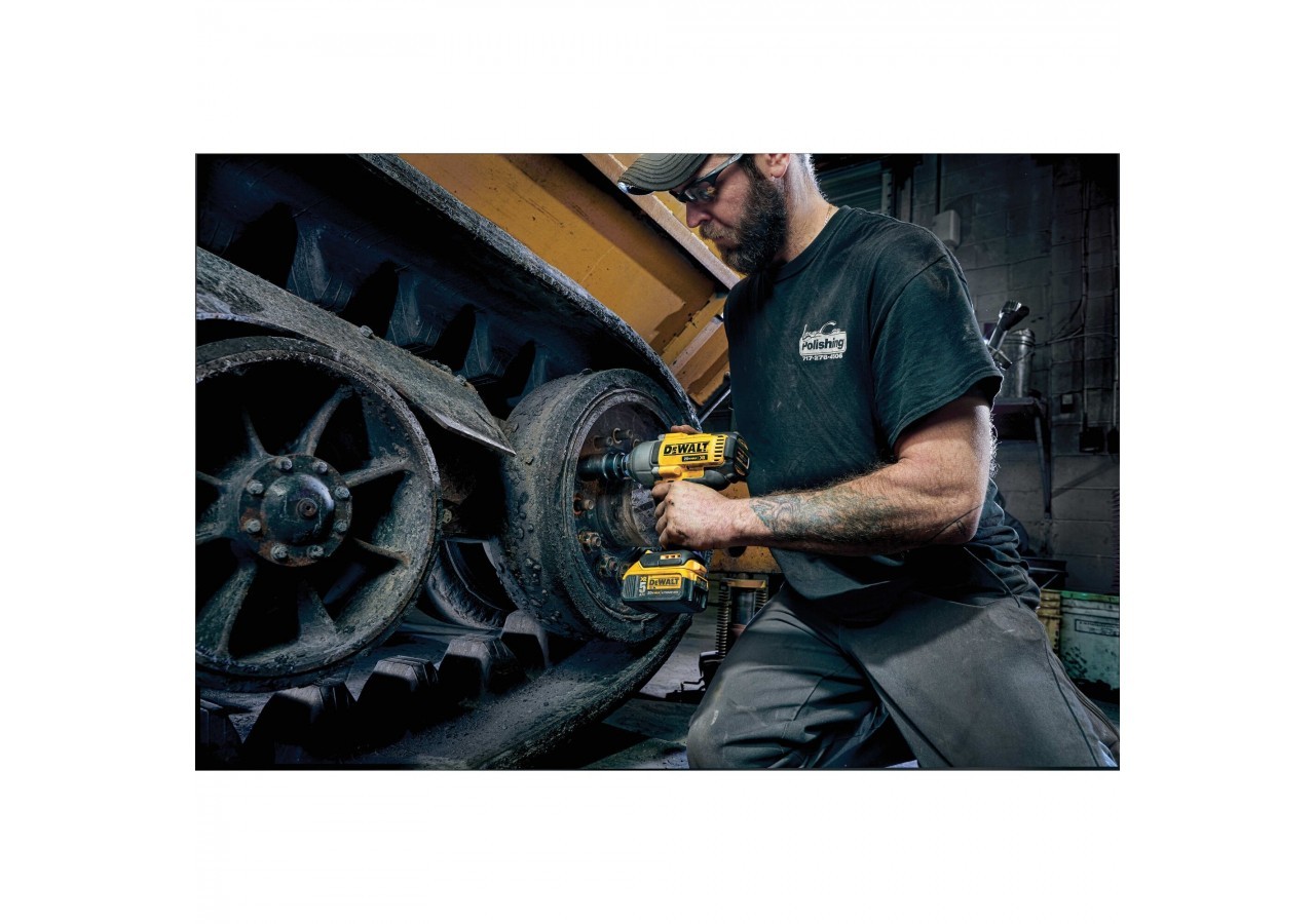 Boulonneuse à chocs 1/2'' XR 18V 5Ah Li-Ion Brushless 950 Nm - DCF899P2-QW - Dewalt