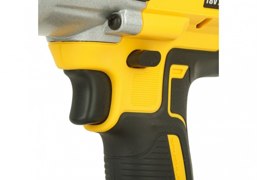 Boulonneuse à chocs 1/2'' XR 18V Brushless 950 Nm - DCF899NT-XJ - Dewalt