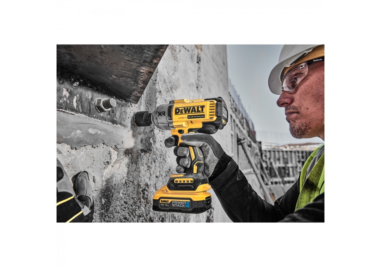 Boulonneuse ½” XR 18V 5Ah Li-Ion Brushless 1396 Nm – Jonc de sécurité - POWERSTACK - DCF900H2T-QW - Dewalt