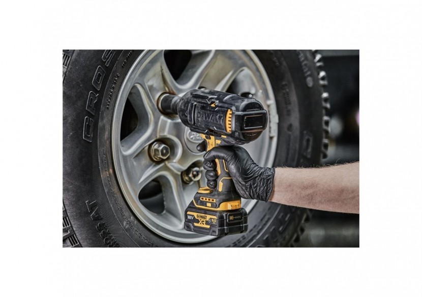 Boulonneuse avec coque ½” XR 18V 5Ah Li-Ion Brushless 1396 Nm – Jonc de sécurité - Pack "GFN" - DCF900P2G-QW - Dewalt